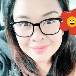 Meet your Posher, Lalaine